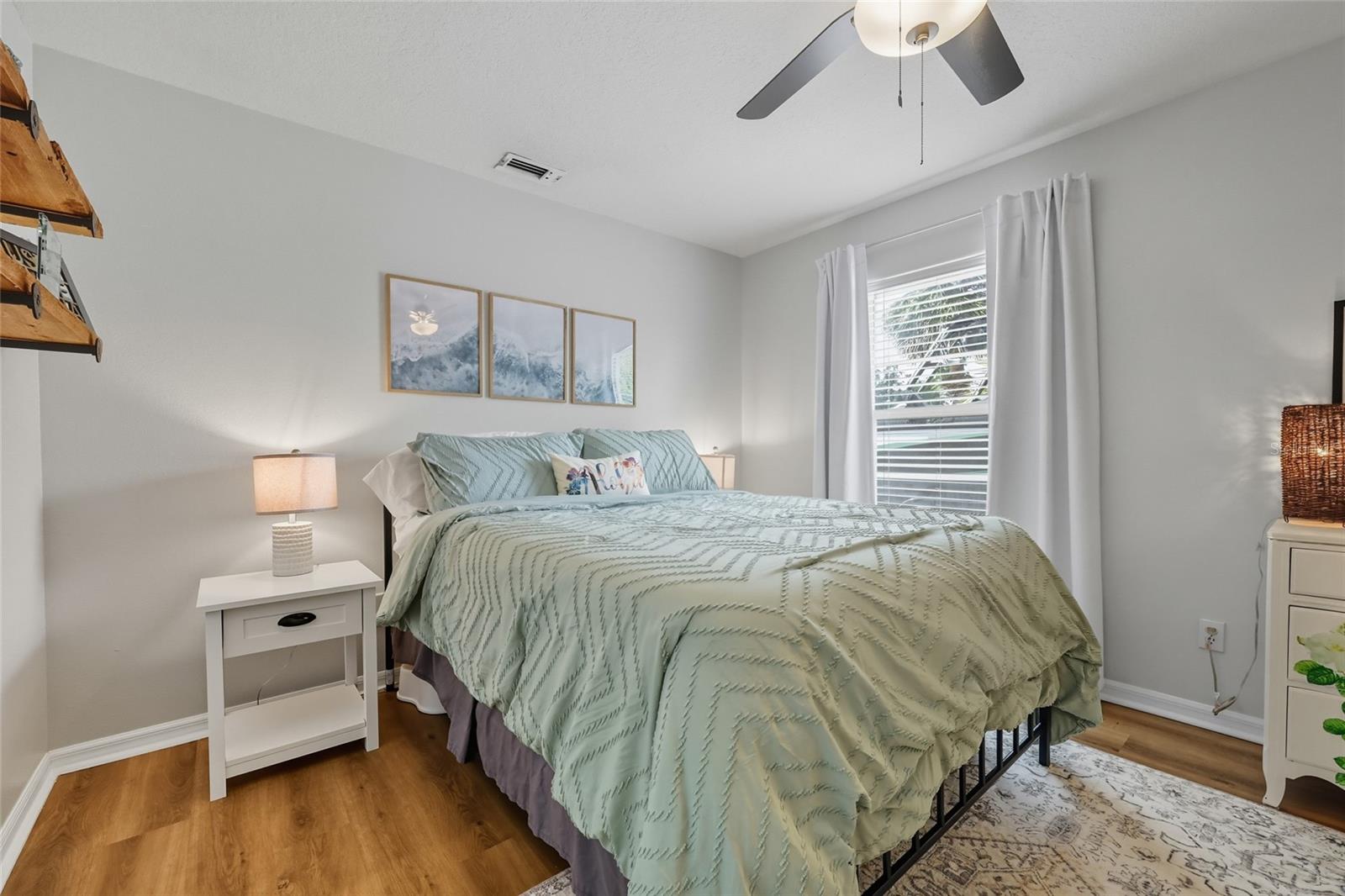 Image 28 of 59 For 12731 Pine Arbor Drive