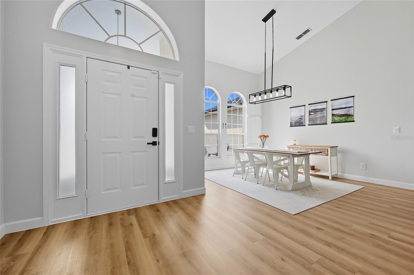 Image 6 of 59 For 12731 Pine Arbor Drive