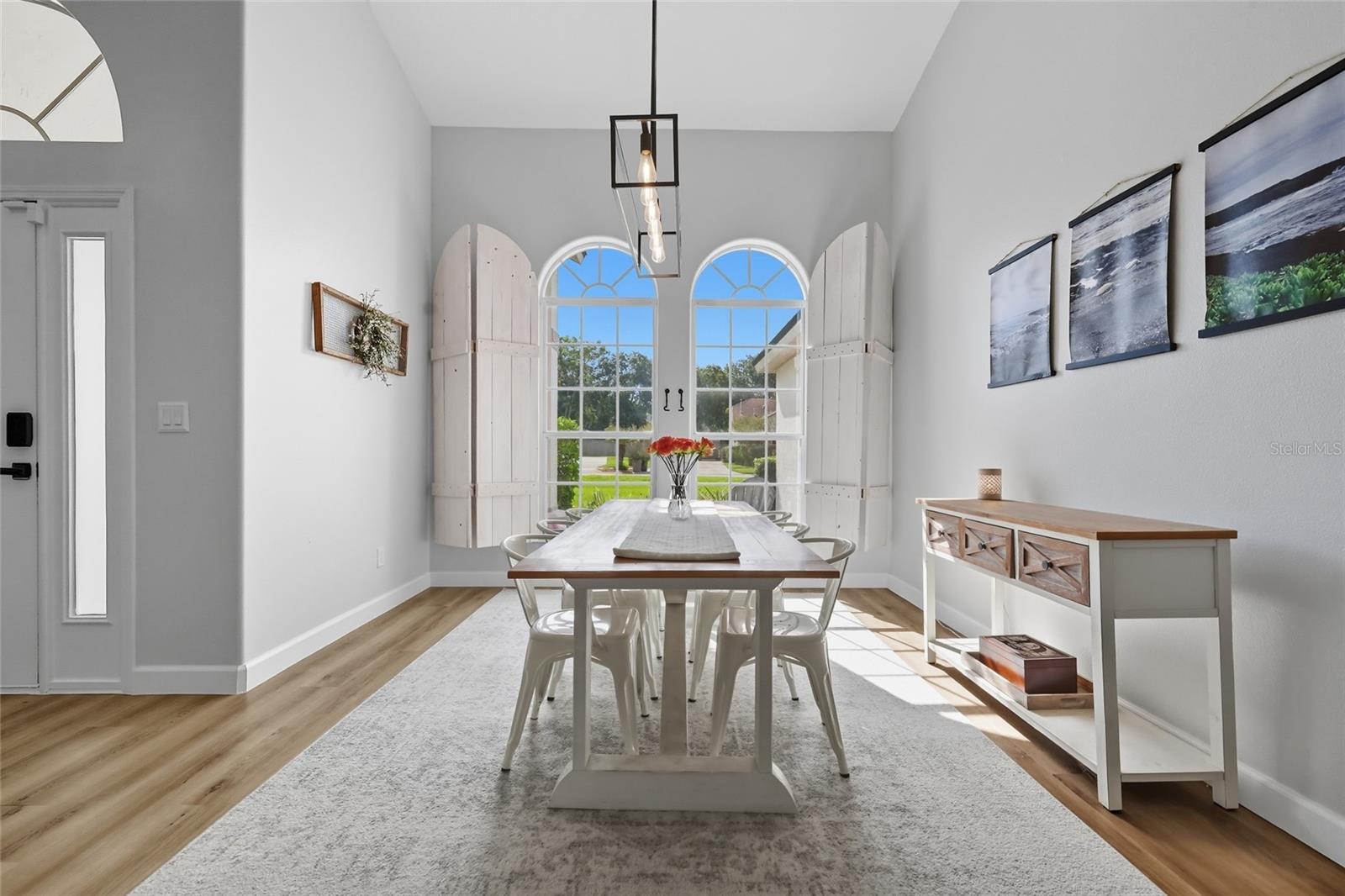 Image 8 of 59 For 12731 Pine Arbor Drive