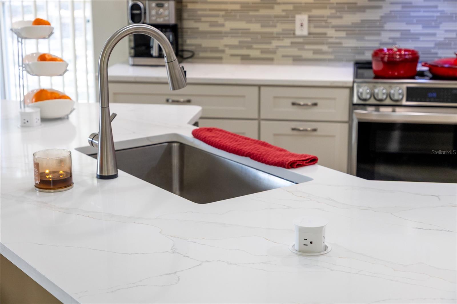 Image 18 of 52 For 860 Grand Hughey Court