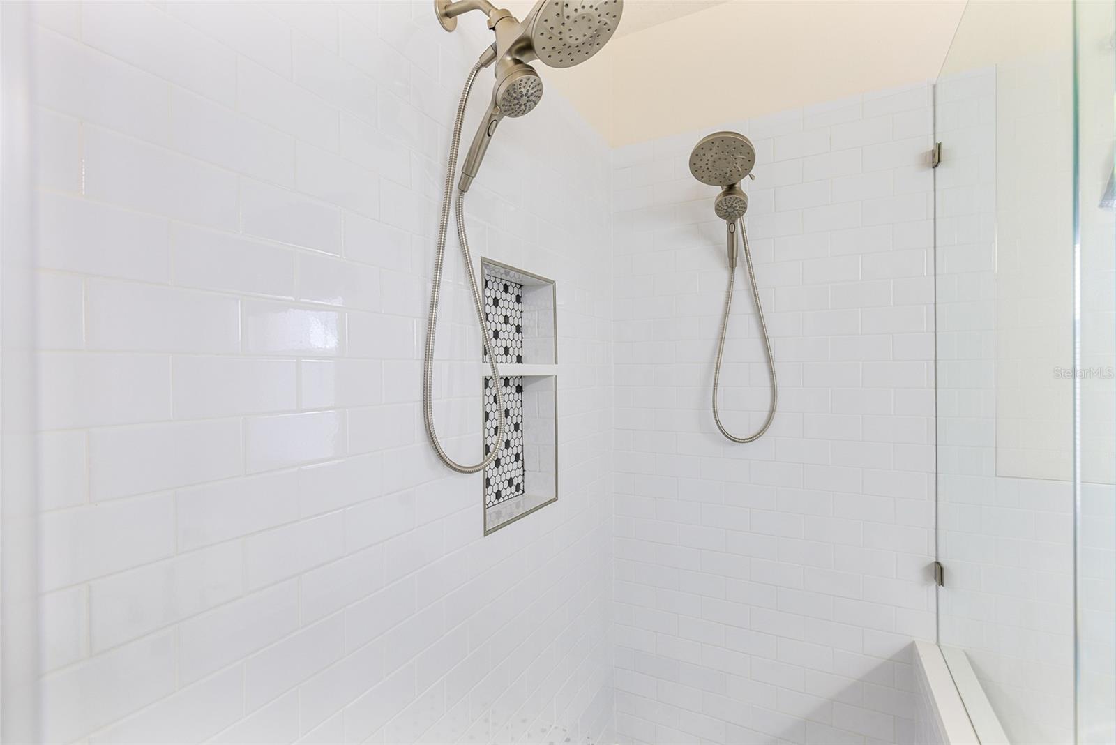 Image 27 of 52 For 860 Grand Hughey Court