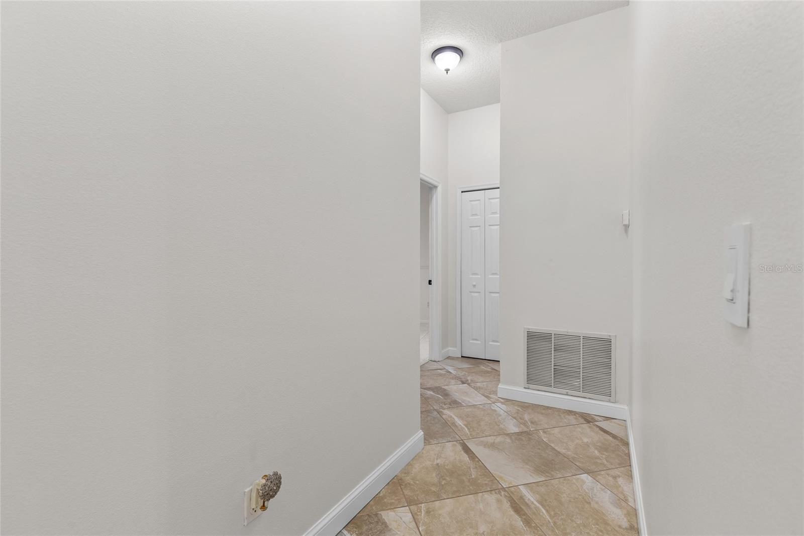 Image 32 of 52 For 860 Grand Hughey Court