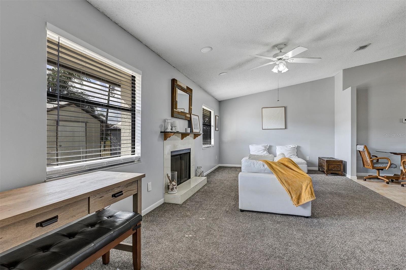 Image 15 of 55 For 202 Holden Terrace