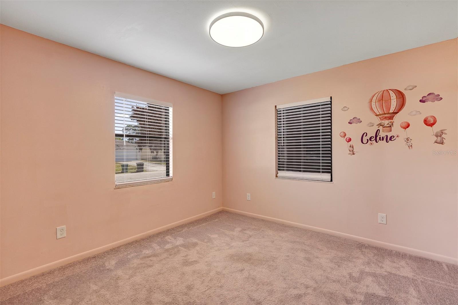 Image 26 of 55 For 202 Holden Terrace