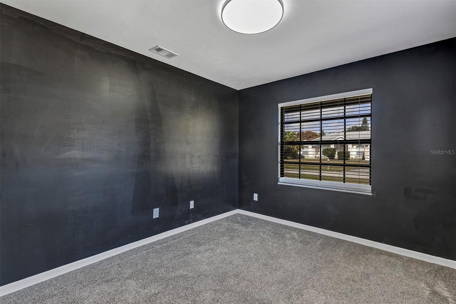 Image 32 of 55 For 202 Holden Terrace