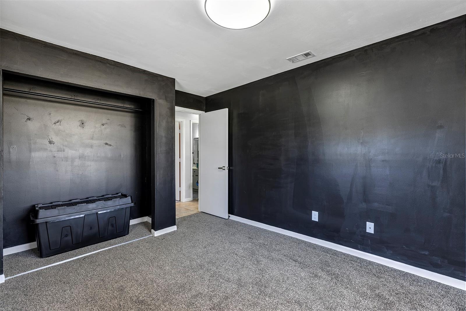 Image 33 of 55 For 202 Holden Terrace