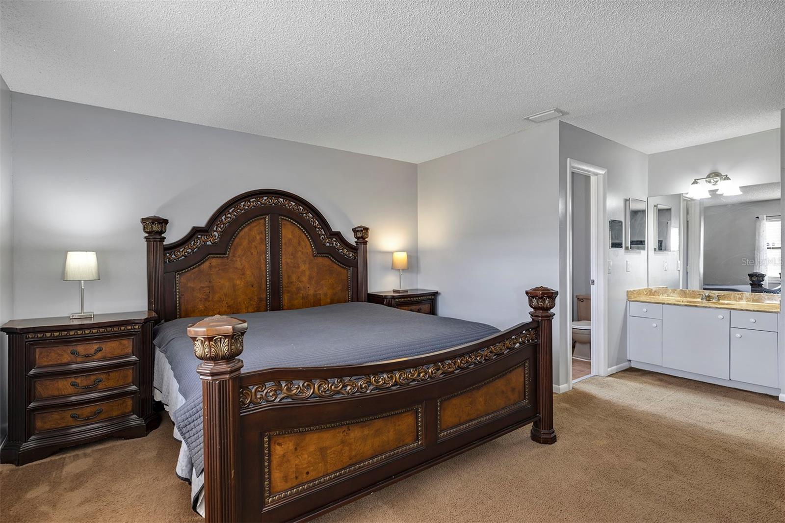 Image 38 of 55 For 202 Holden Terrace