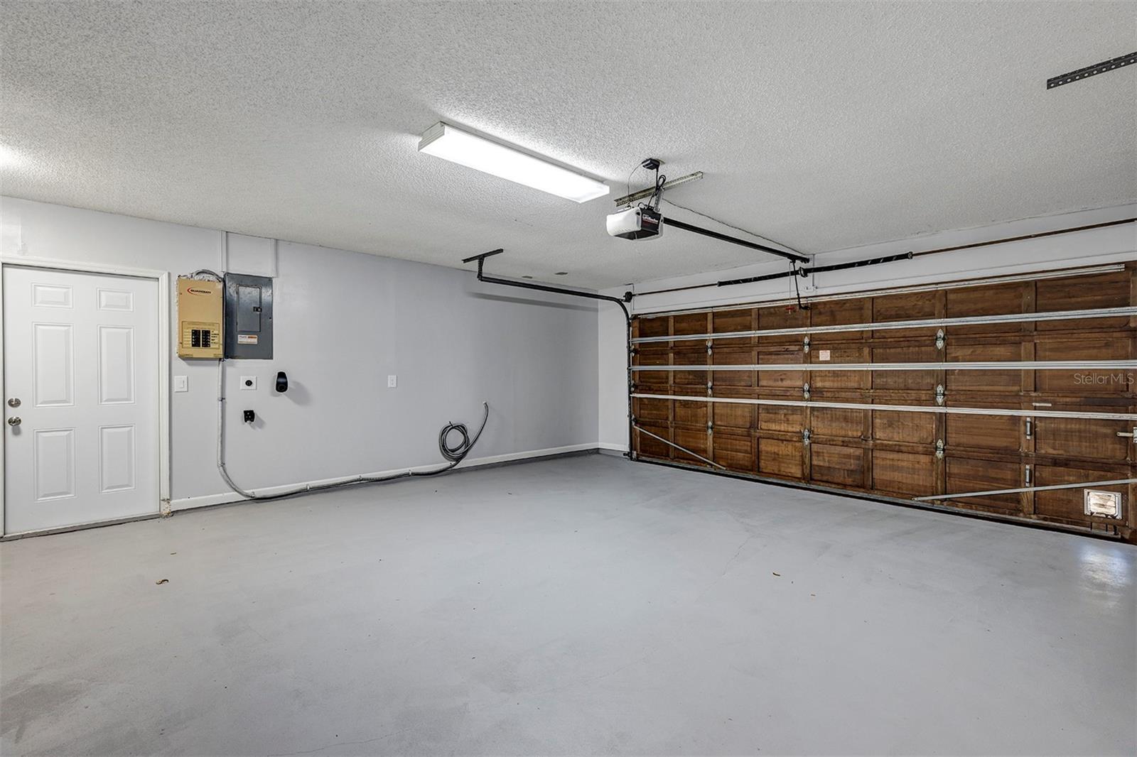 Image 42 of 55 For 202 Holden Terrace