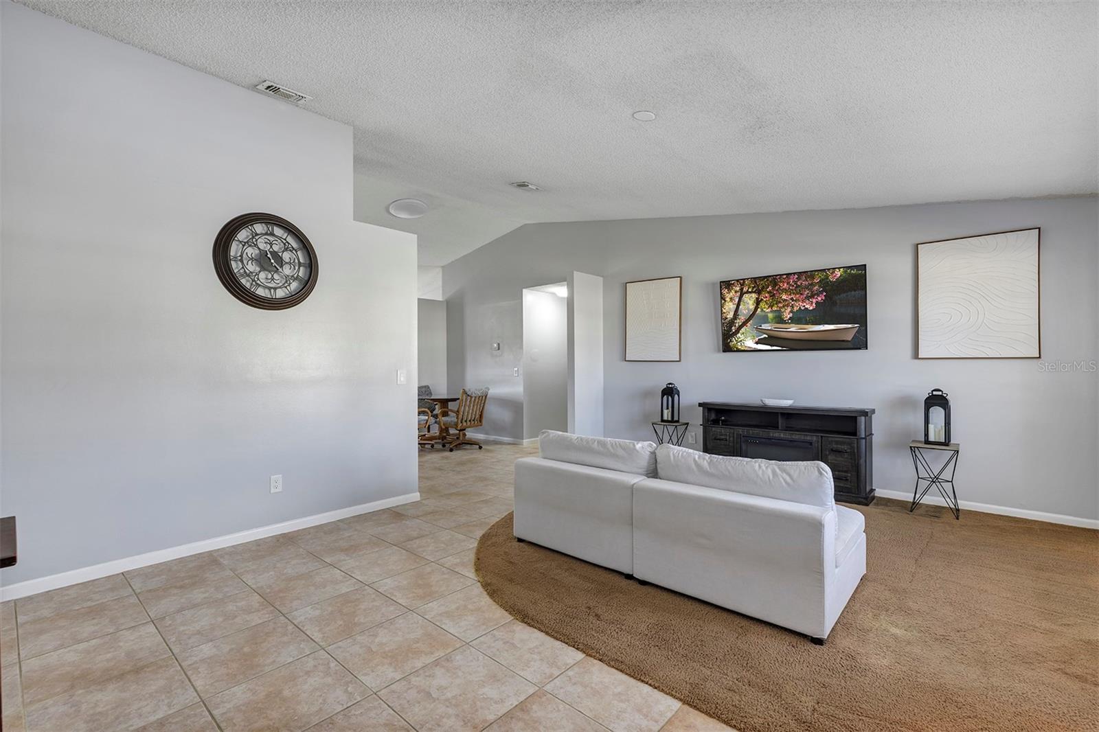 Image 7 of 55 For 202 Holden Terrace