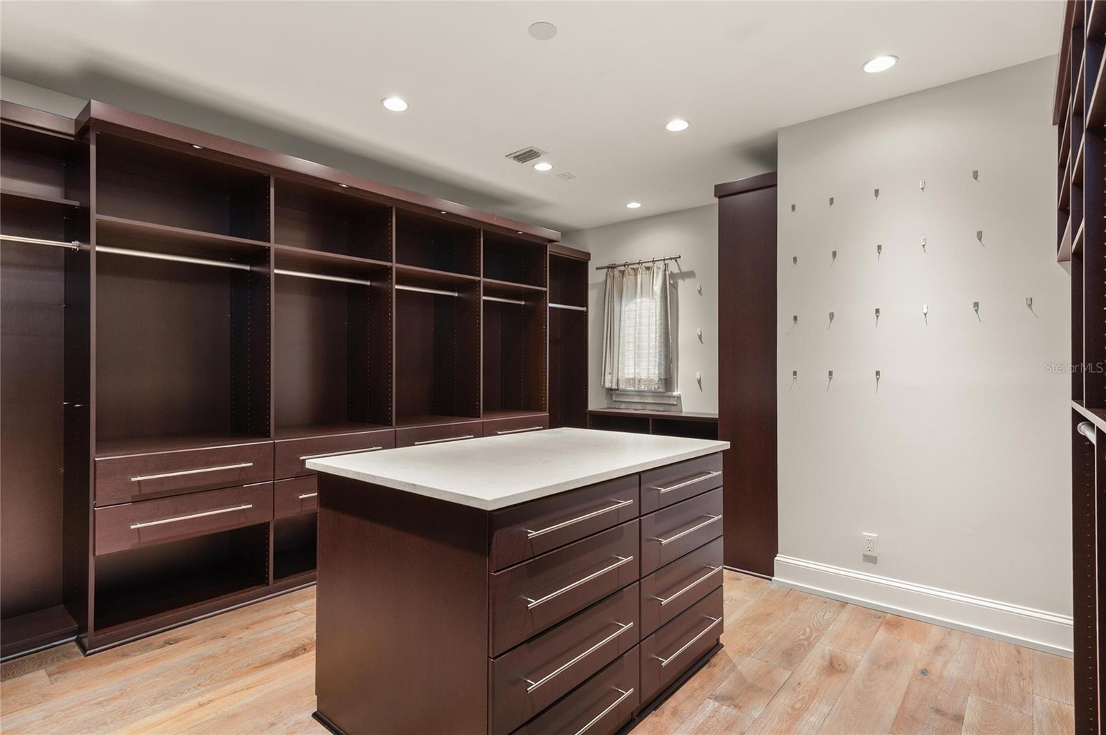 Image 31 of 58 For 1260 Alabama Drive