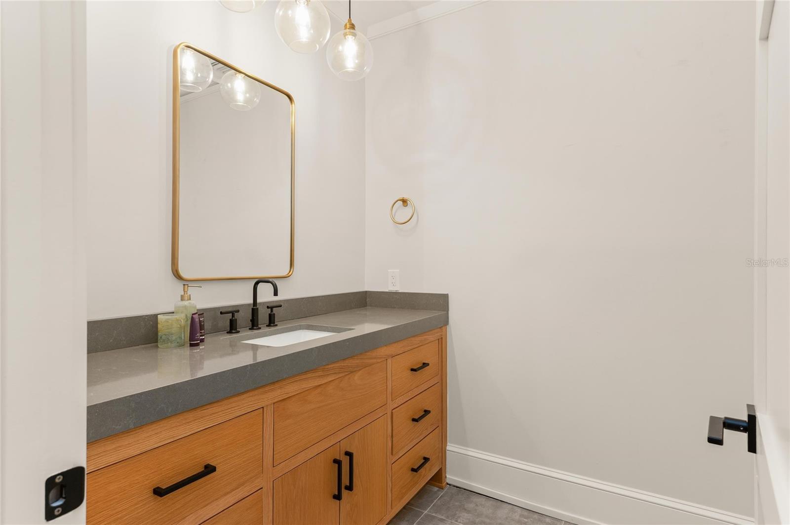 Image 46 of 58 For 1260 Alabama Drive