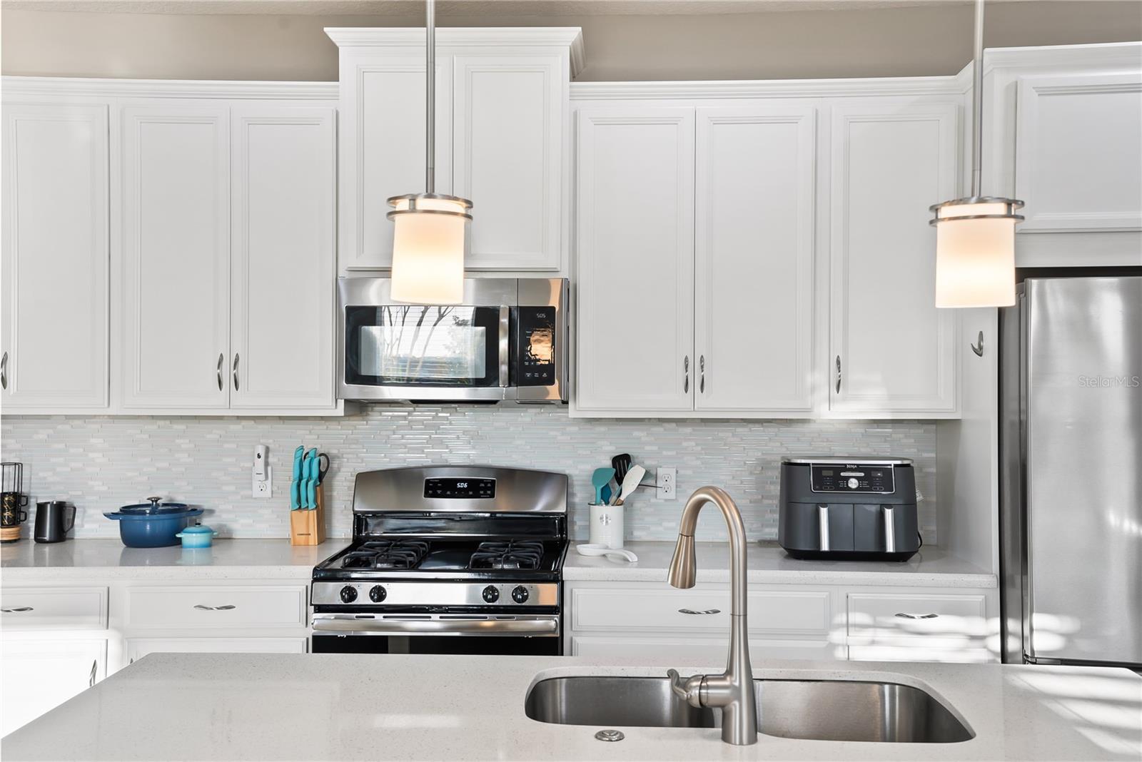 Image 20 of 47 For 15196 Newtonia Street