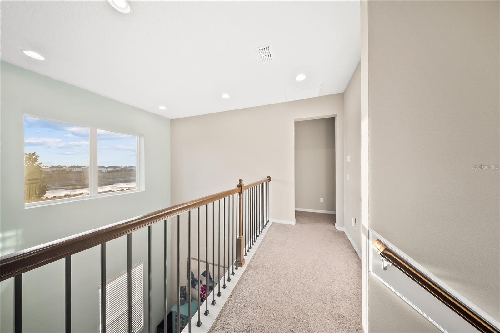 Image 23 of 47 For 15196 Newtonia Street