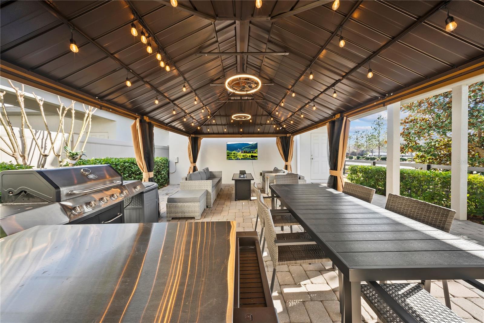 Image 40 of 47 For 15196 Newtonia Street