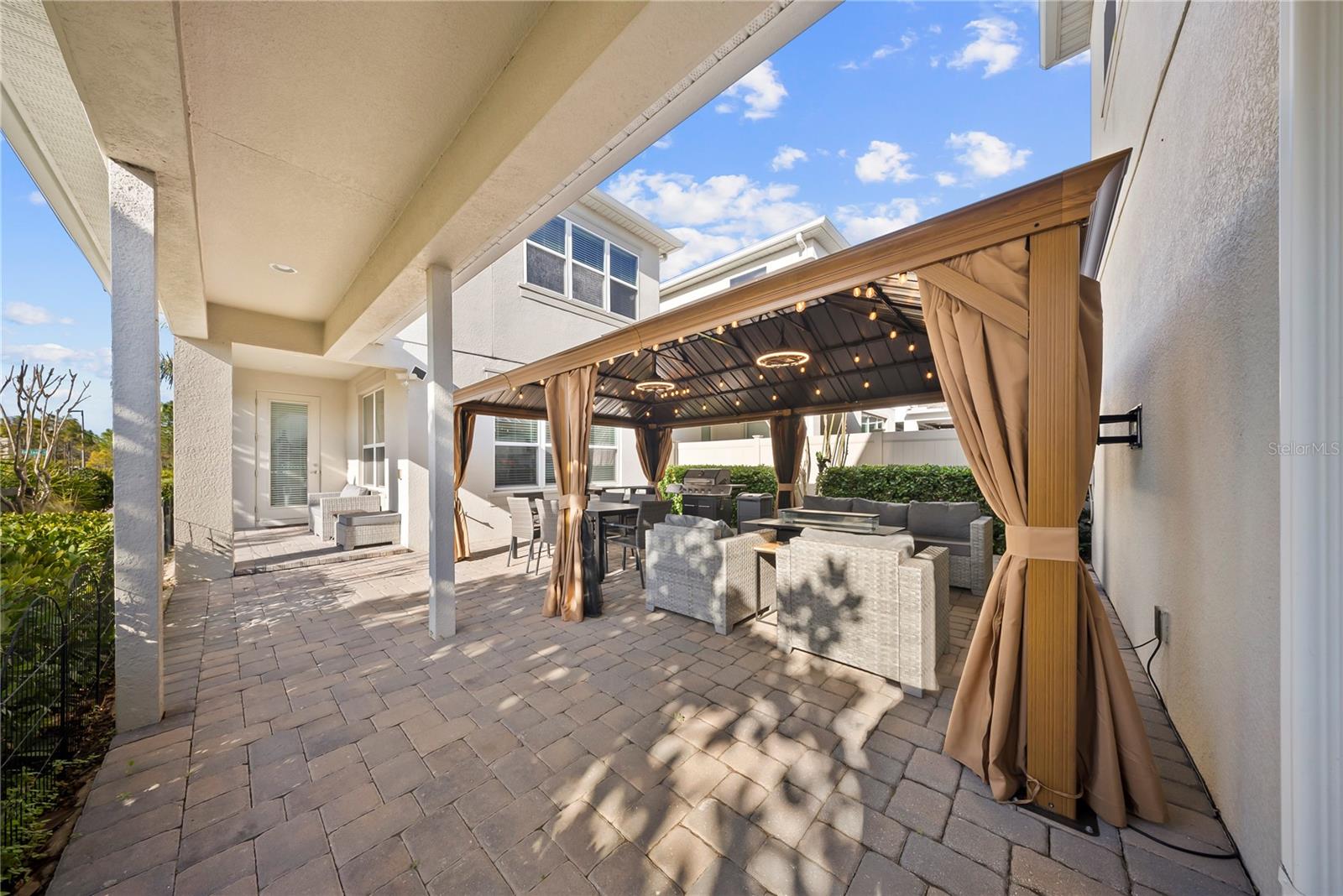 Image 42 of 47 For 15196 Newtonia Street