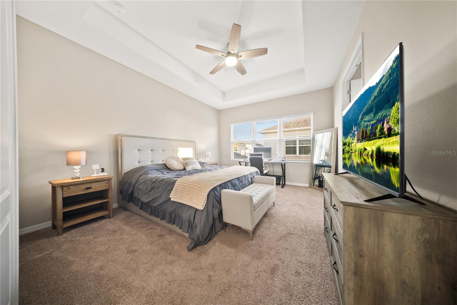 Image 5 of 47 For 15196 Newtonia Street