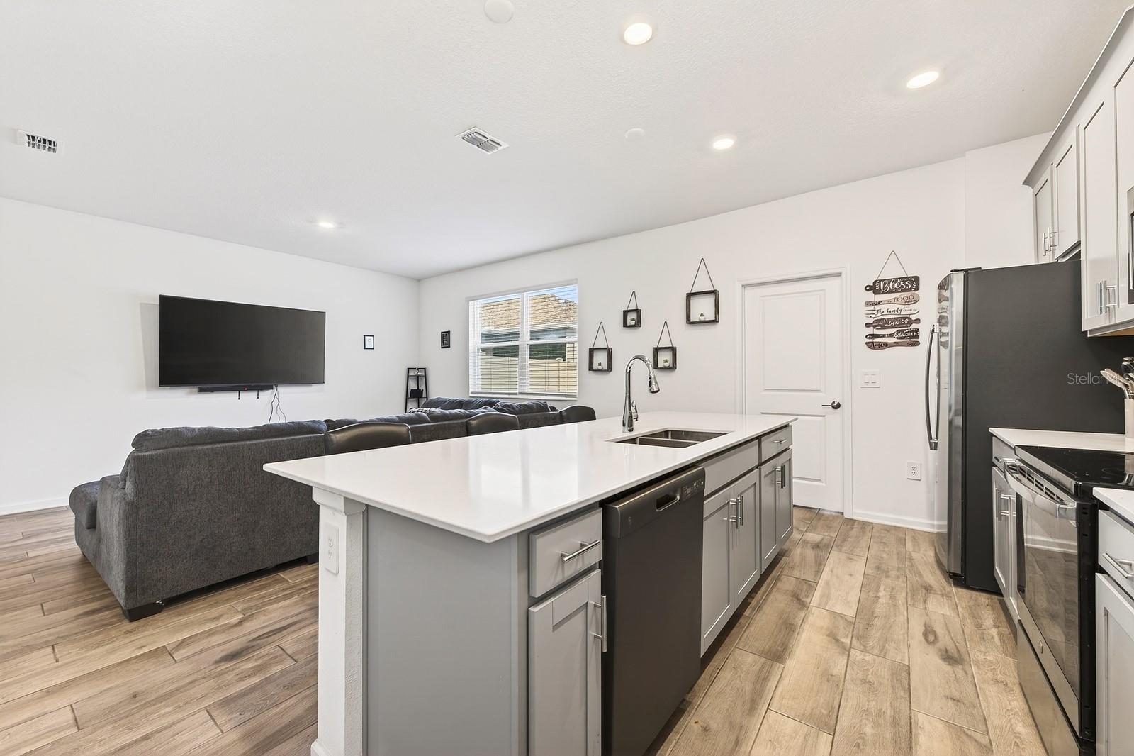 Image 9 of 35 For 1904 Tohoqua Boulevard