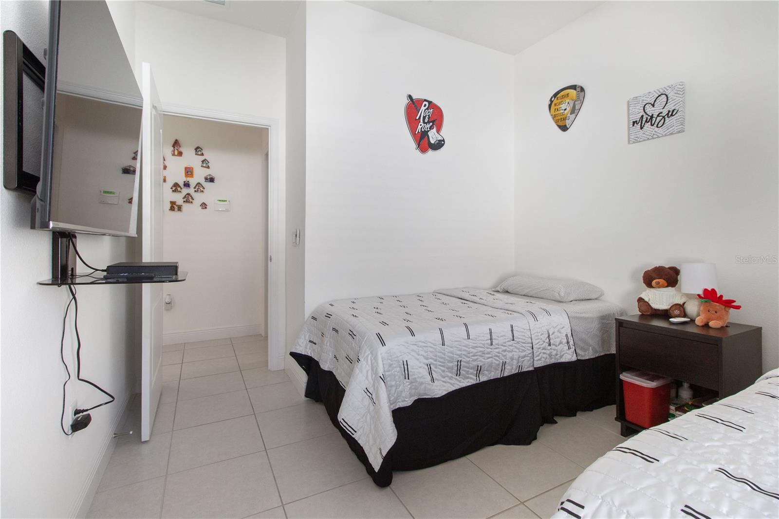 Image 18 of 59 For 3723 Azurite Way