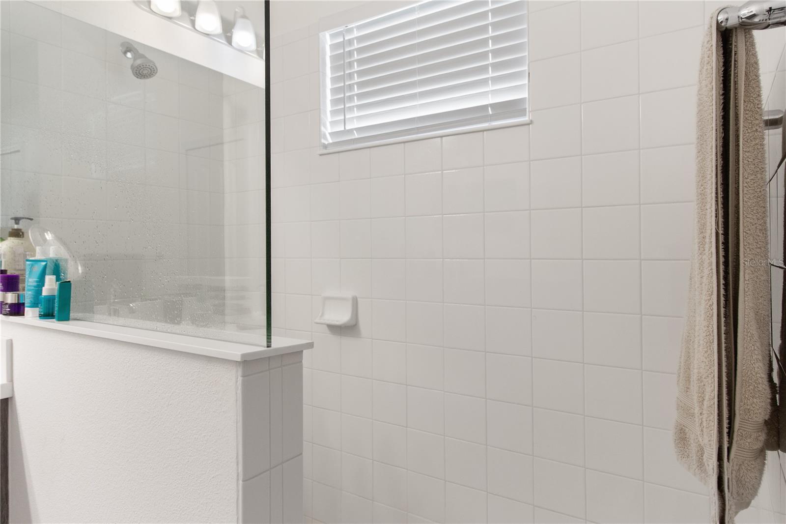 Image 32 of 59 For 3723 Azurite Way