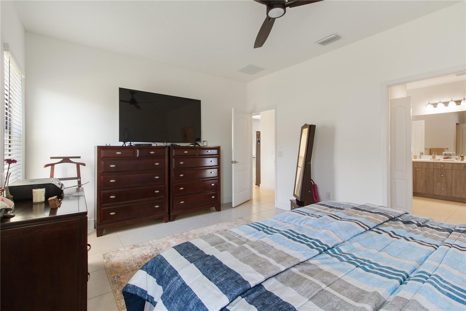 Image 37 of 59 For 3723 Azurite Way