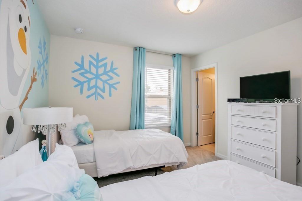 Image 22 of 41 For 8816 Corcovado Drive