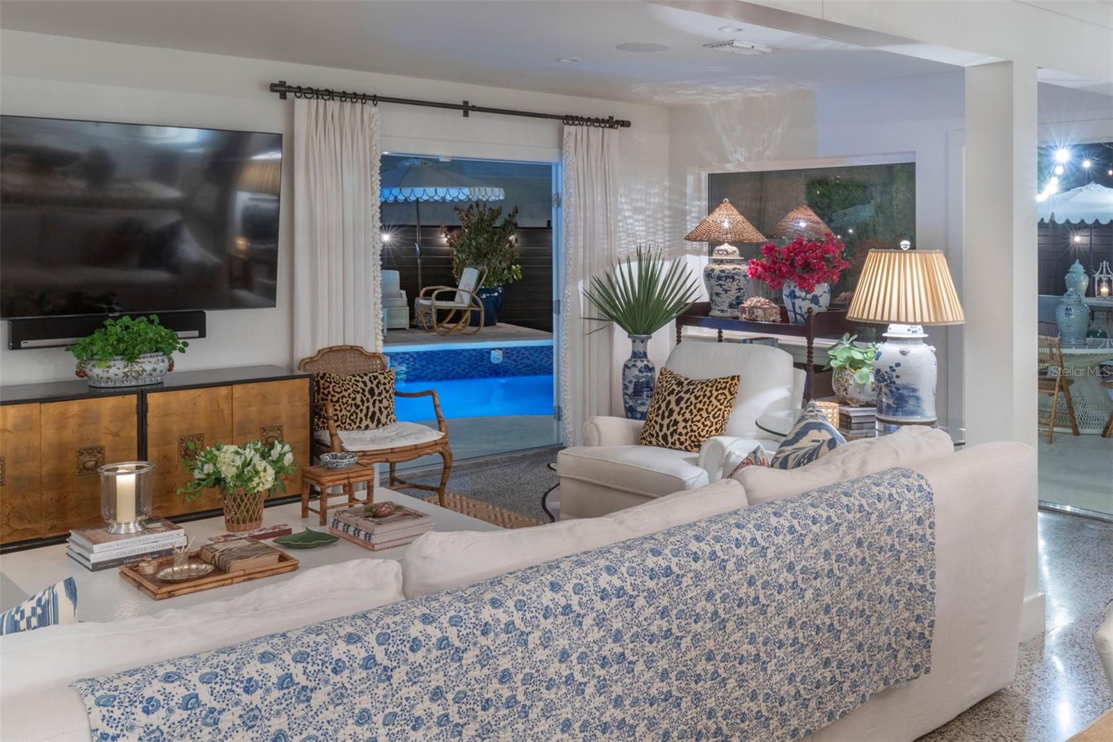 Image 23 of 64 For 647 Randy Lane