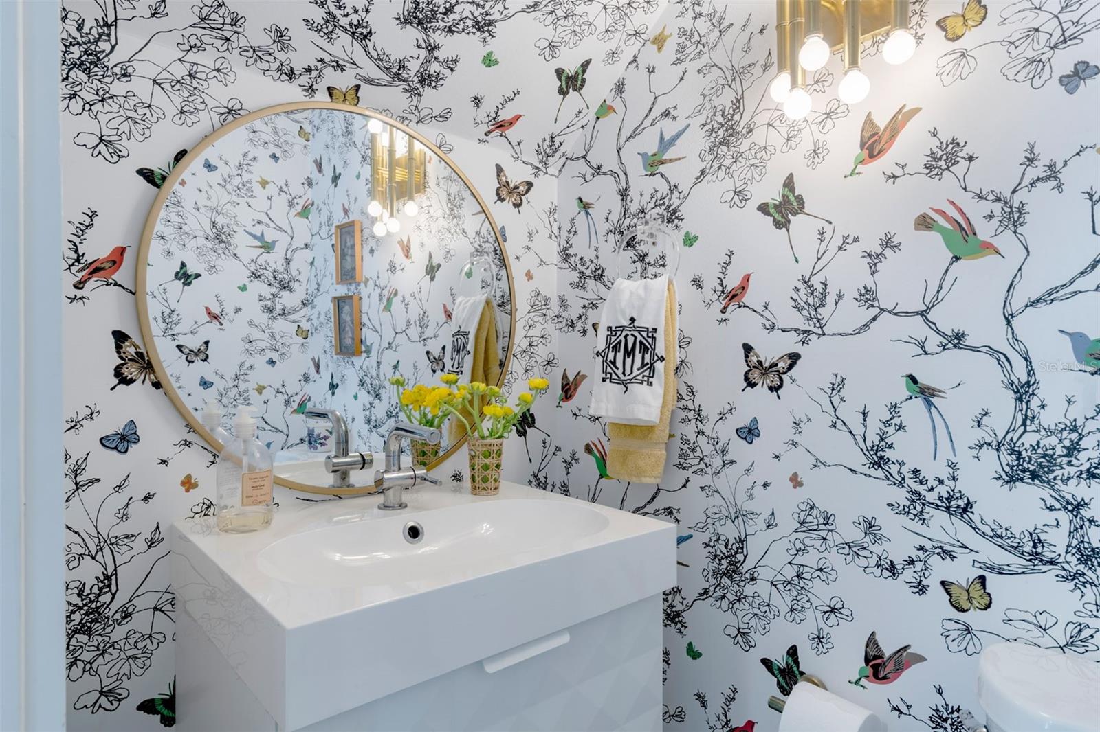 Image 29 of 64 For 647 Randy Lane