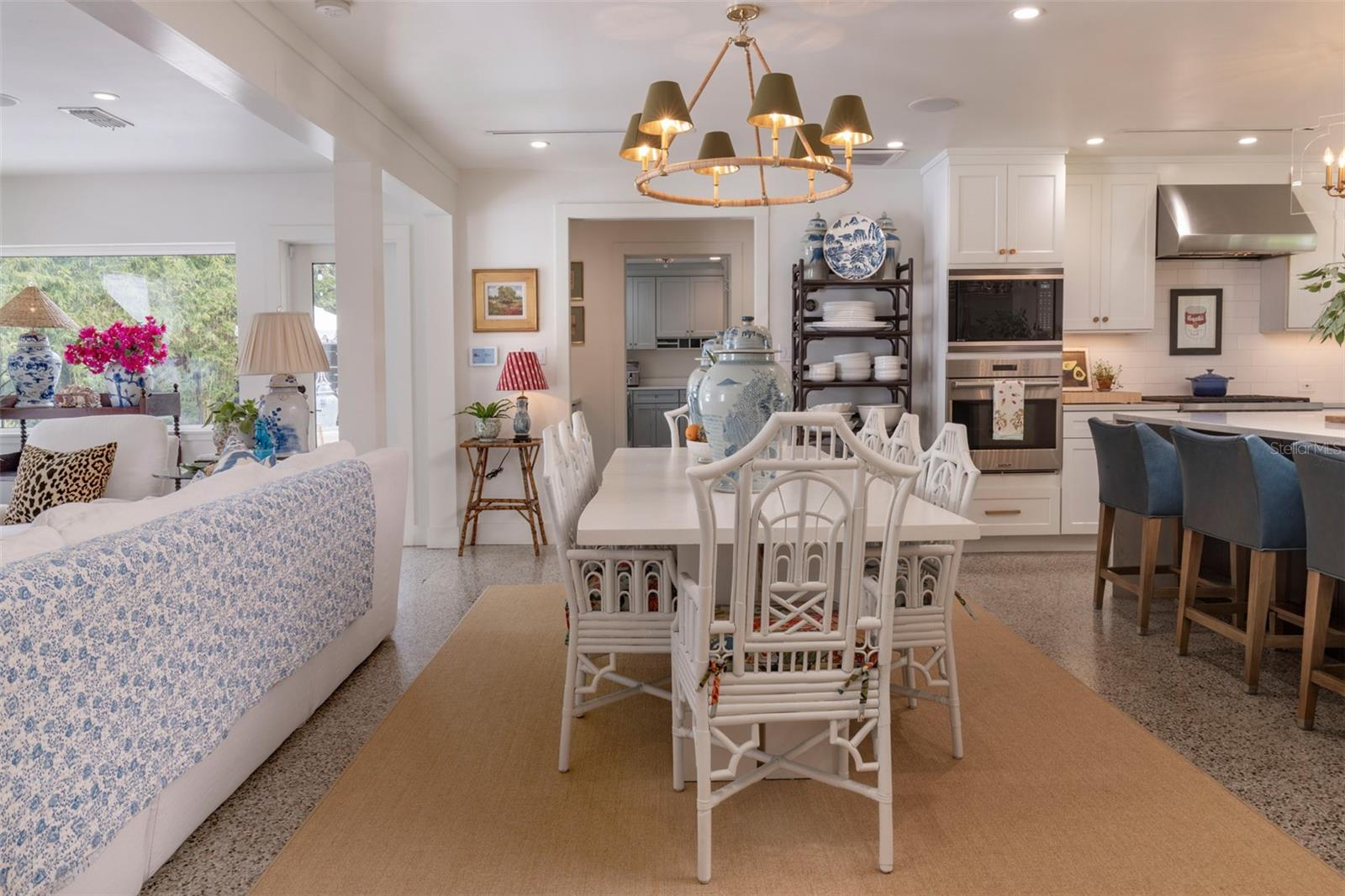 Image 31 of 64 For 647 Randy Lane