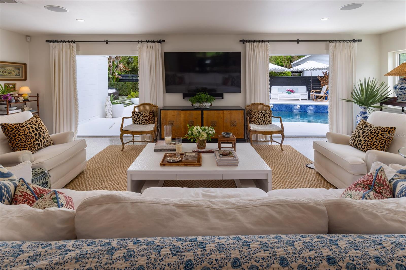 Image 8 of 64 For 647 Randy Lane