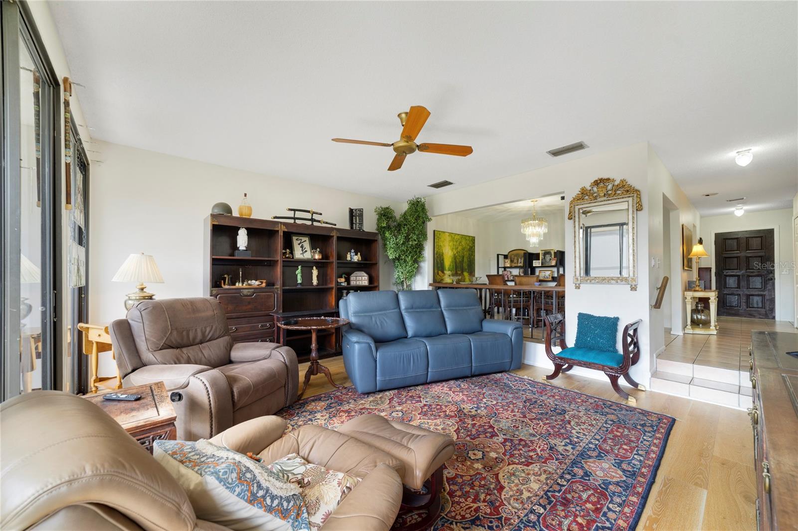 Image 6 of 17 For 692 Lake Villas Drive