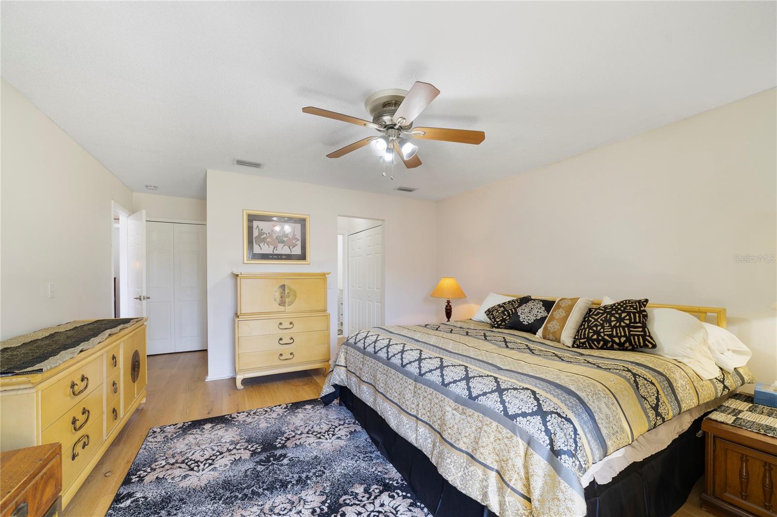 Image 7 of 17 For 692 Lake Villas Drive