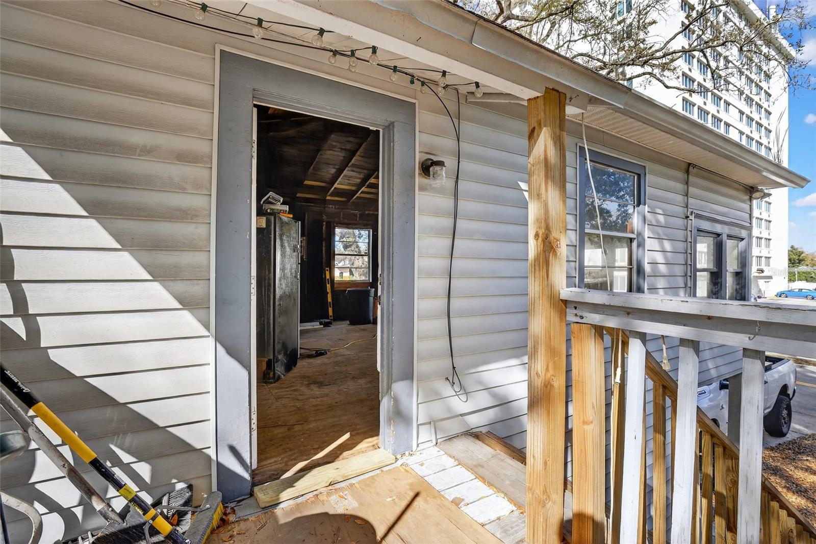 Image 15 of 34 For 1922 Hillcrest Street