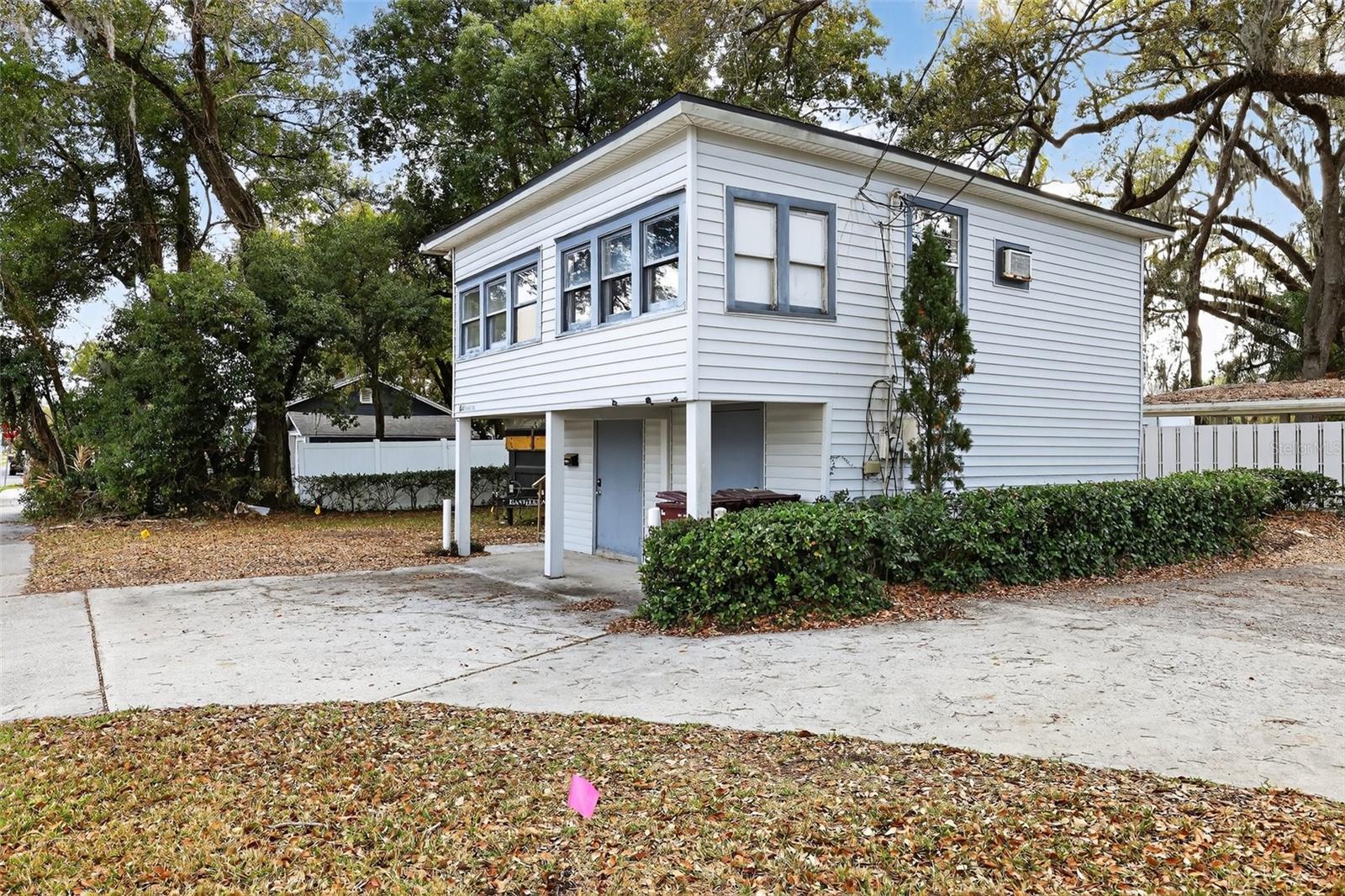 Image 20 of 34 For 1922 Hillcrest Street