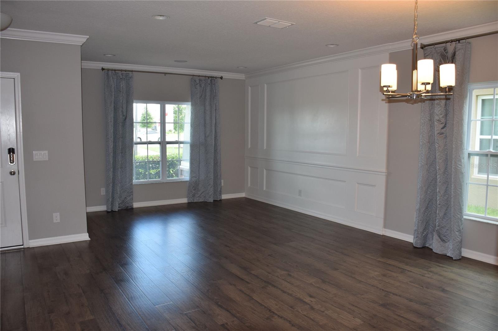 Image 9 of 35 For 489 Ogelthorpe Drive