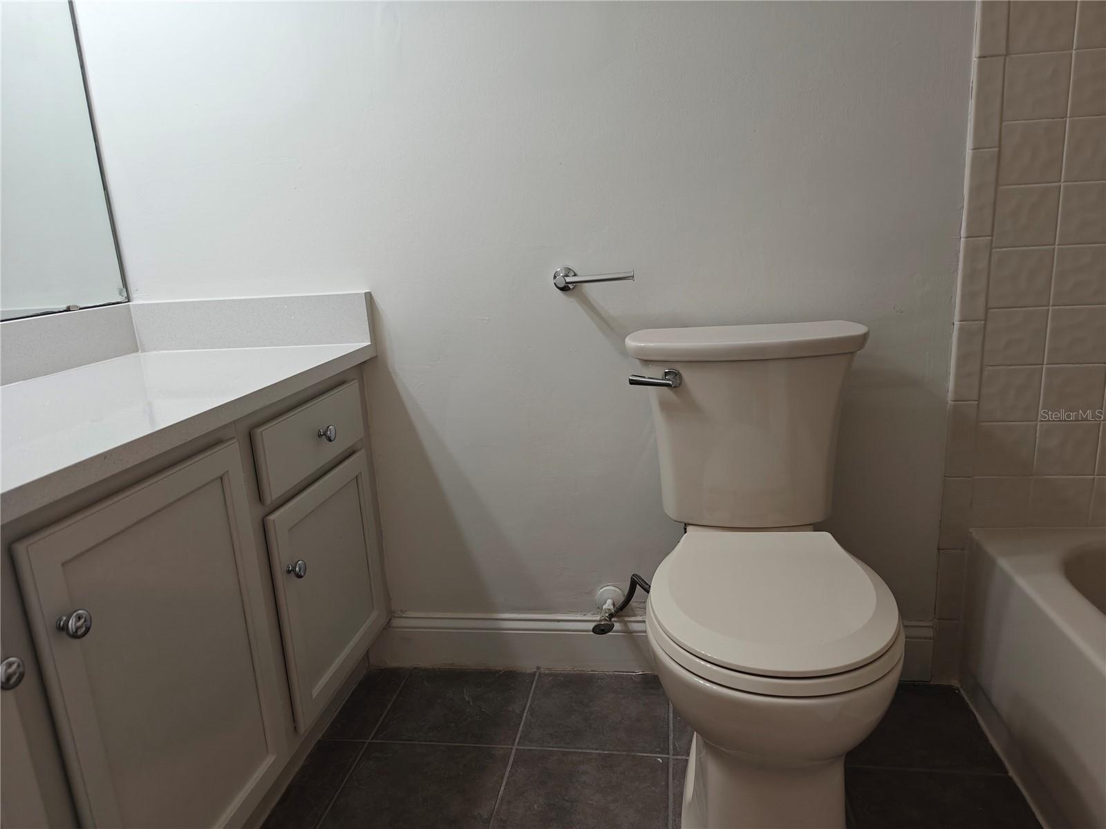 Image 10 of 17 For 948 Bird Bay Court 202