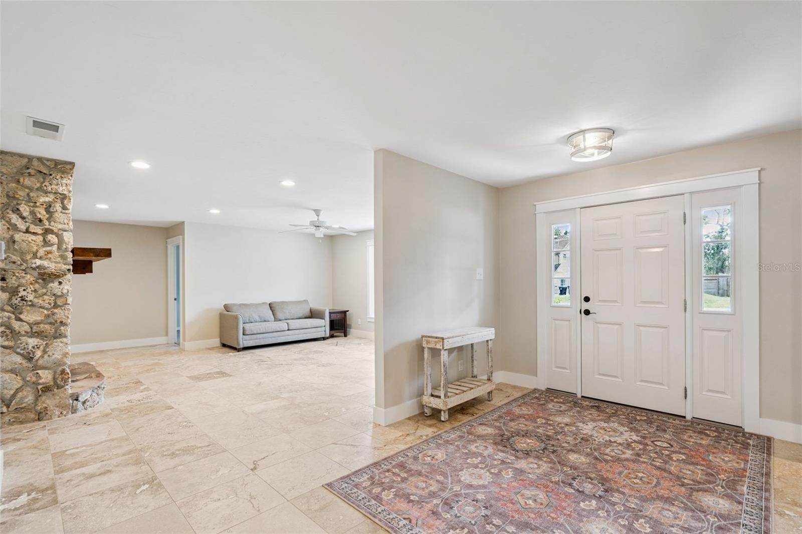 Image 6 of 41 For 14335 Fresno Drive