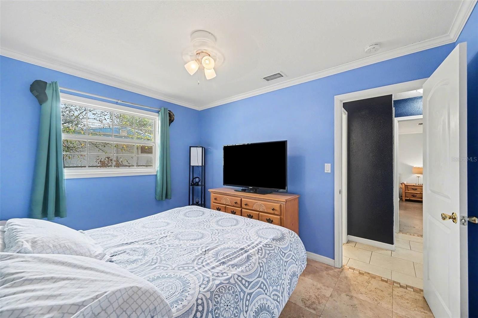 Image 11 of 19 For 4410 Swift Avenue