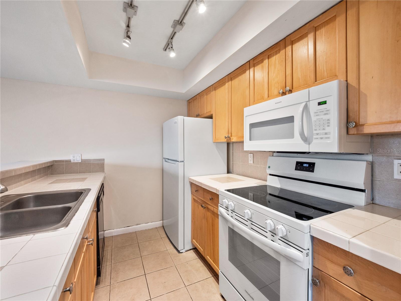 Image 5 of 20 For 5789 Peregrine Avenue 30-c10-2