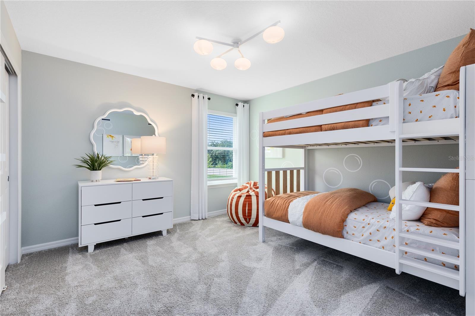 Image 18 of 23 For 446 Beryl Cove