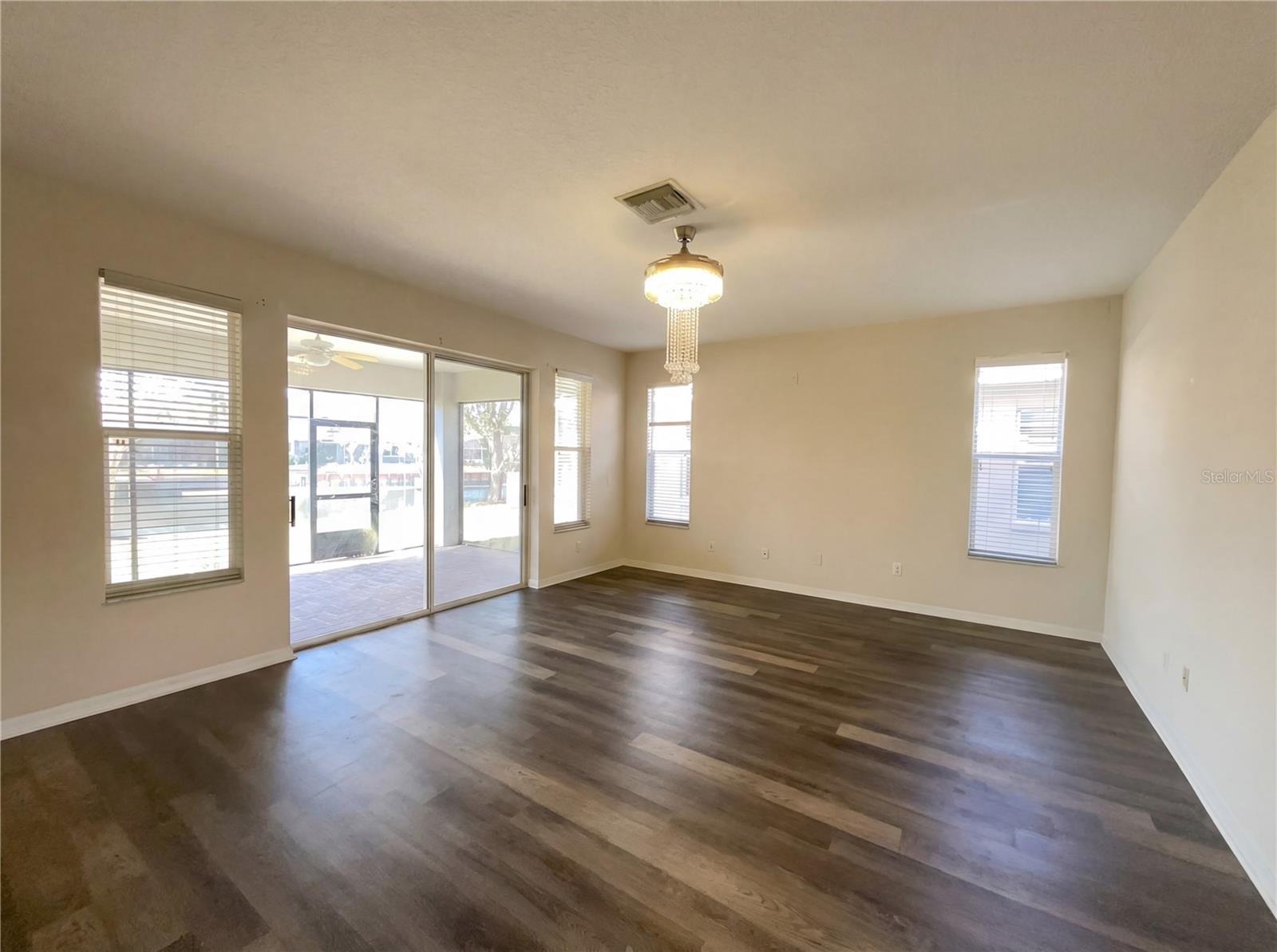 Image 12 of 24 For 18010 Java Isle Drive