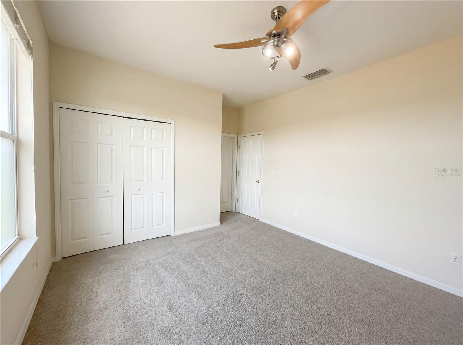 Image 4 of 24 For 18010 Java Isle Drive