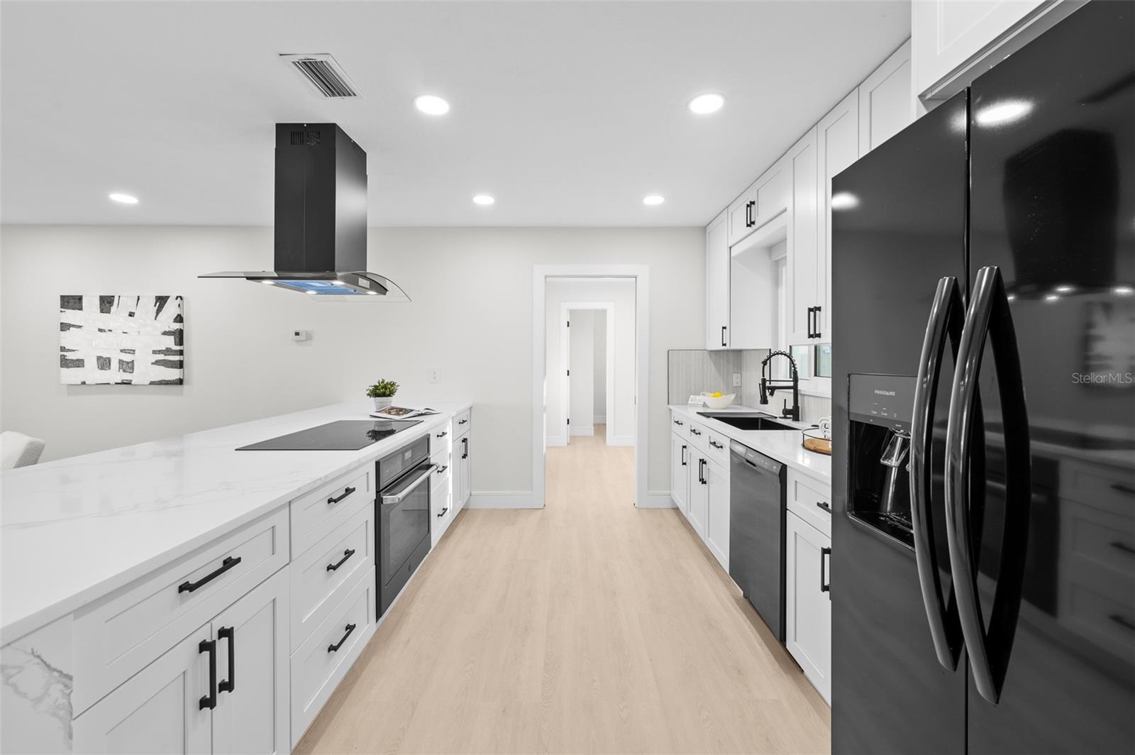 Image 15 of 89 For 105 12th Street Sw