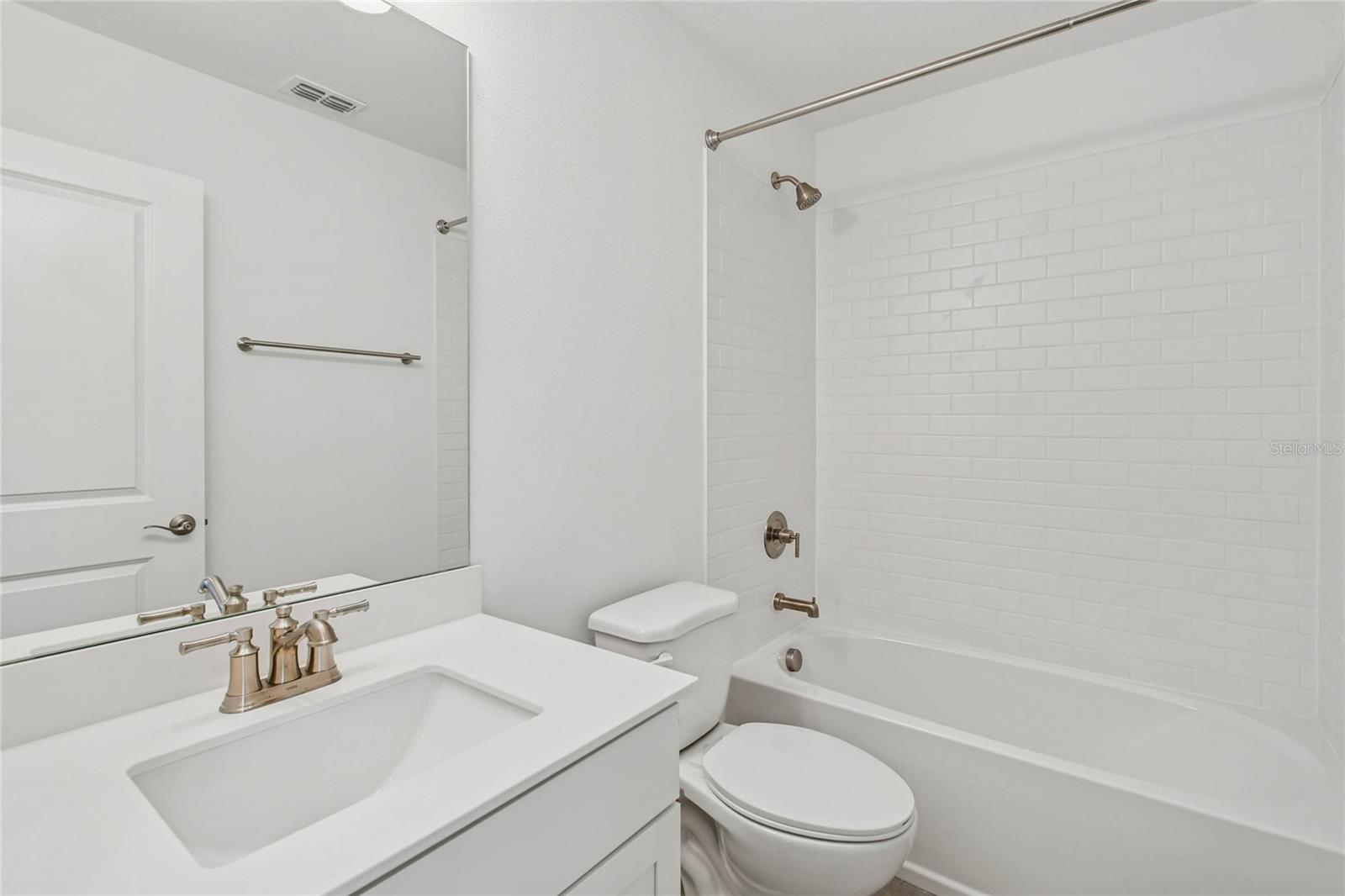 Image 13 of 30 For 217 Pasquala Way 19