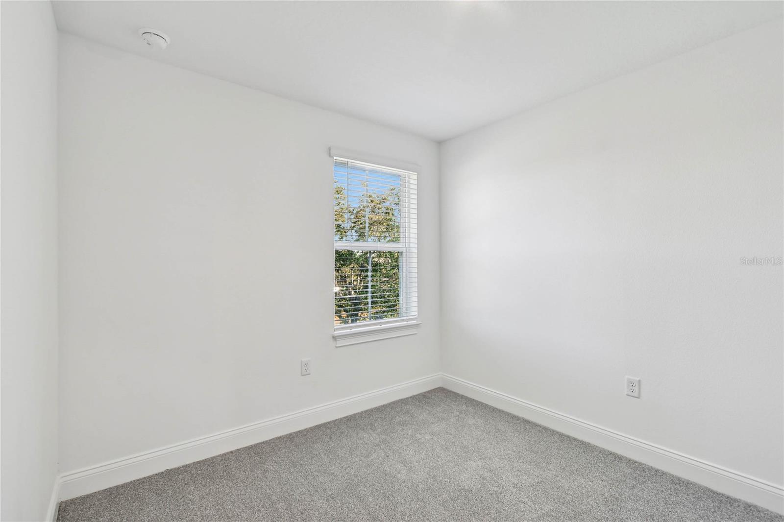 Image 29 of 30 For 217 Pasquala Way 19