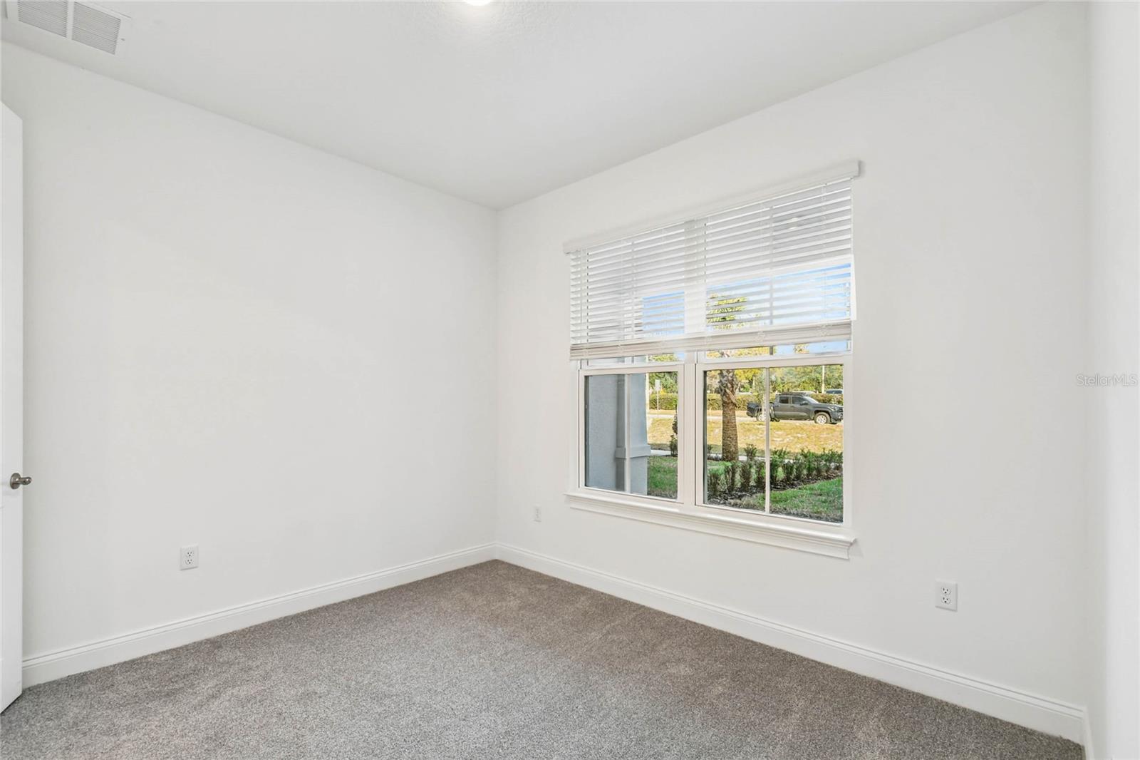 Image 5 of 30 For 217 Pasquala Way 19