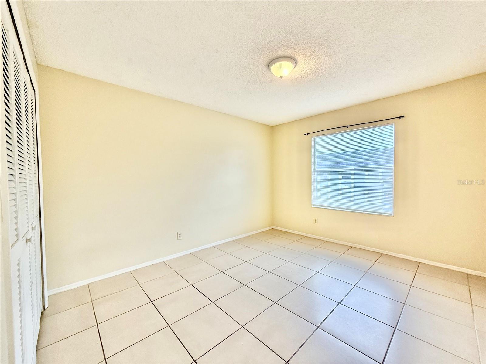 Image 20 of 28 For 4326 Pershing Pointe Place 3