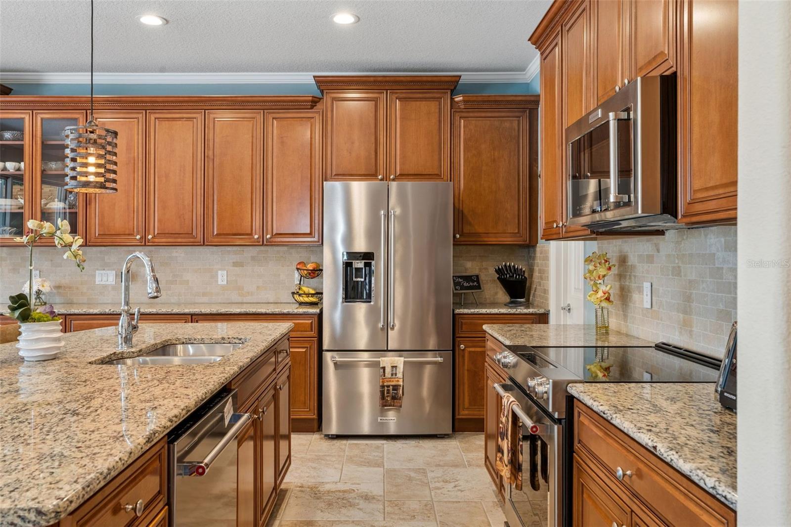 Image 13 of 77 For 11818 Fiore Drive