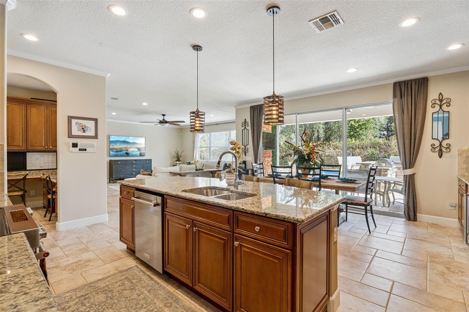 Image 15 of 77 For 11818 Fiore Drive