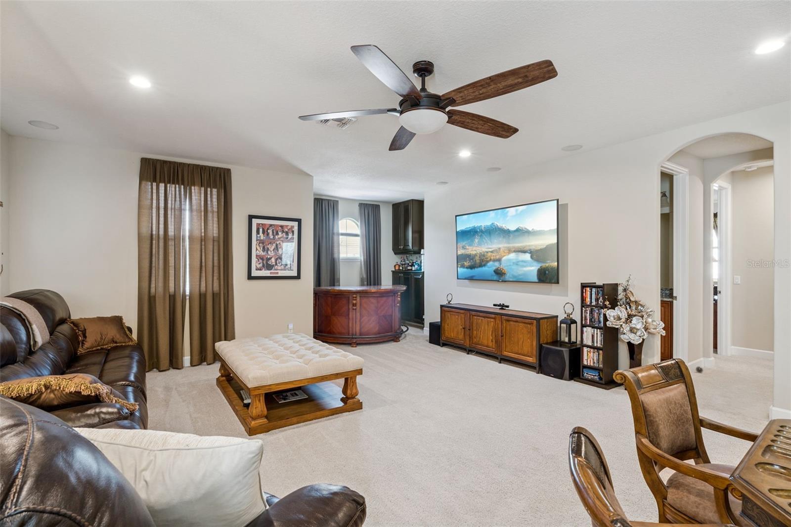 Image 28 of 77 For 11818 Fiore Drive