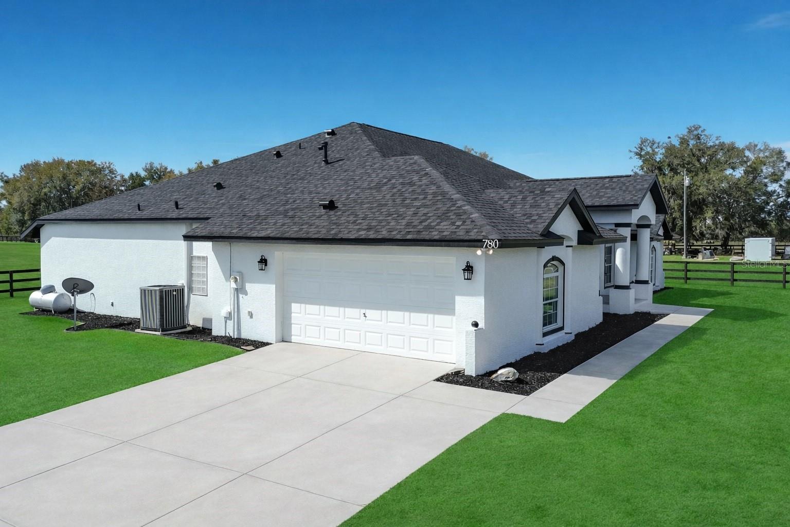 Image 12 of 60 For 780 100th Street